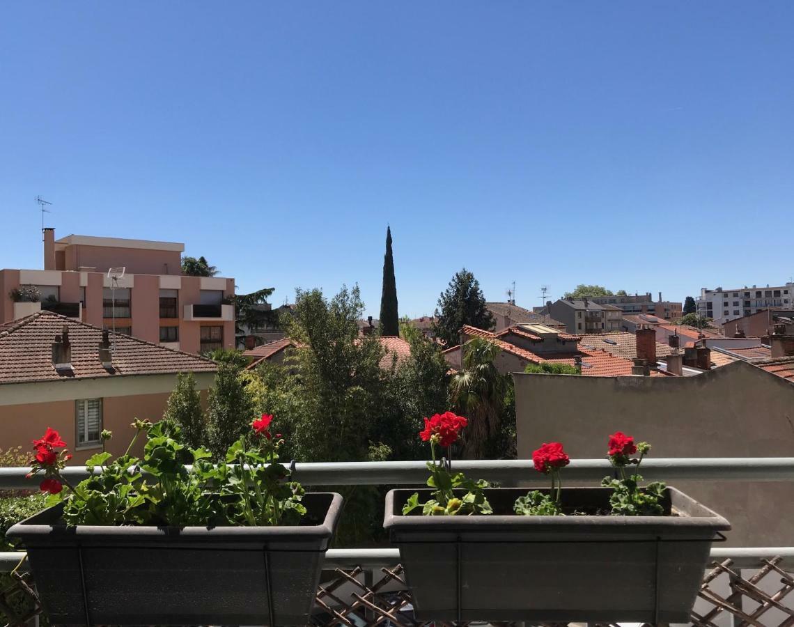 Monplaisir Apartment Тулуза Екстериор снимка